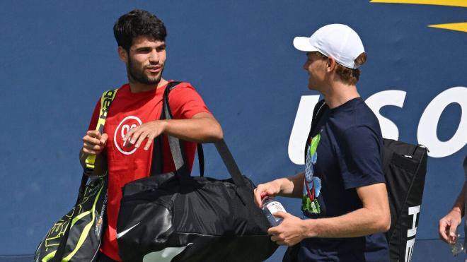 Carlos Alcaraz junto a Jannik Sinner (Cordon Press)