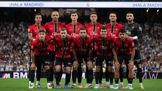 Los jugadores del Mallorca, en el Santiago Bernabéu (Foto: RCD Mallorca).