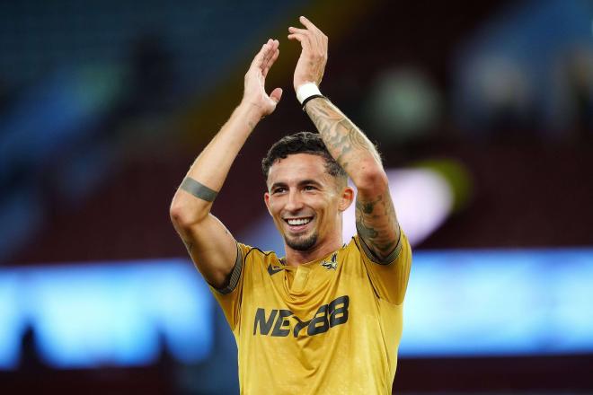 Yeremy Pino aplaude tras su primer partido con el Crystal Palace (Foto: Cordon Press=.