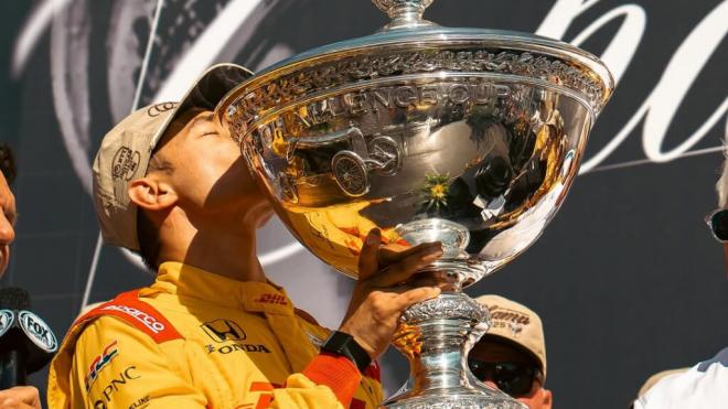 Álex Palou, celebrando su título en la IndyCar (Foto: @alexpalou).