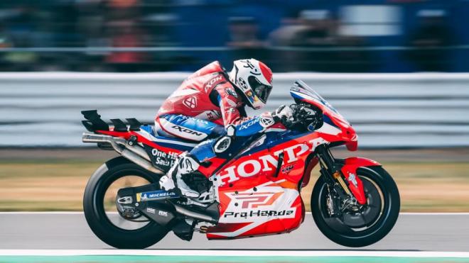 Aleix Espargaró, como piloto probador de Honda (Foto: HRC).