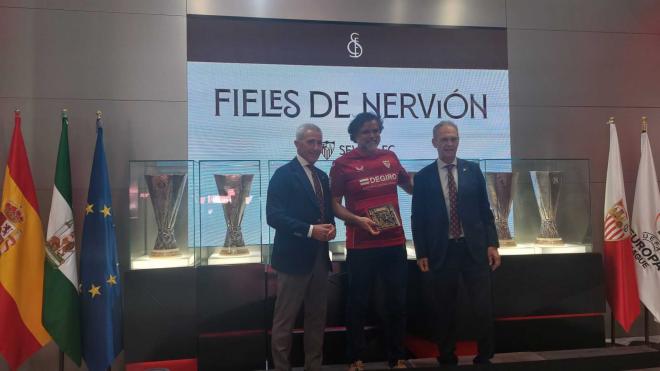 Pablo Blanco y Joaquín Caparrós, durante el Fieles de Nervión de 2025.