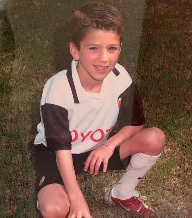 José Luis Gayà con 11 años Hoy puede ser One Club Man (Foto: Valencia CF)