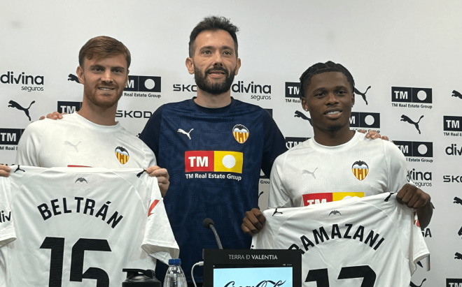 Lucas Beltrán y Largie Ramazani en su presentación