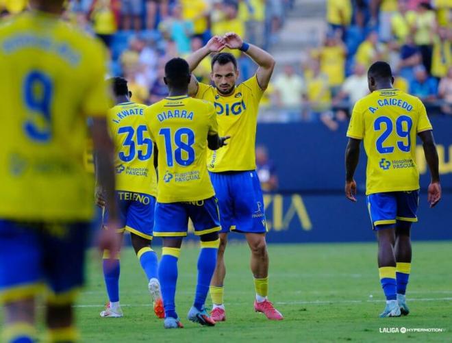 Los jugadores del Cádiz celebran un gol ante el Albacete (Foto: LALIGA).