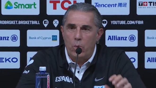 Sergio Scariolo ha recibido el reconocimiento del Eurobasket (captura Gigantes del Basket X).
