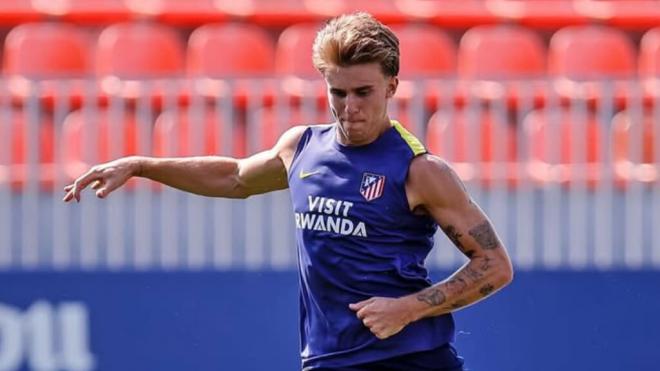Pablo Barrios, durante un entrenamiento con el Atlético de Madrid (foto: Pablo Barrios X).