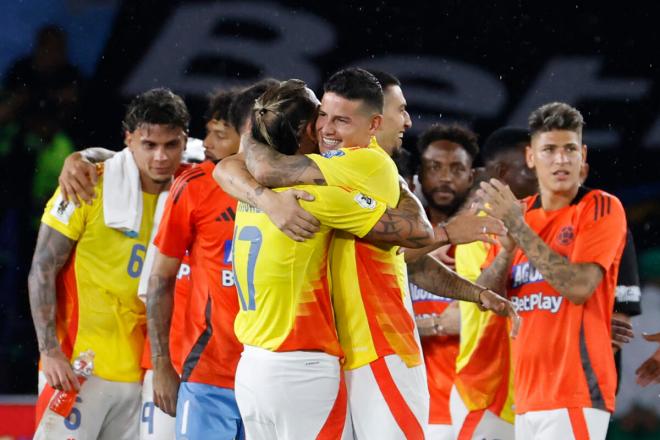James Rodríguez celebra la clasificación de Colombia al Mundial 2026 (Foto: EFE).