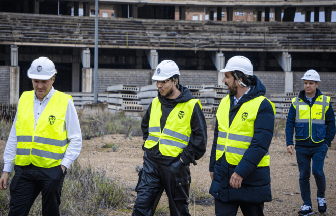Kiat Lim el que visita el Nou Mestalla (Foto: Valencia CF)