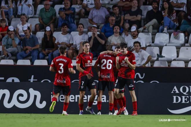 Gonzalo Petit celebra un gol en Albacete (Foto: LALIGA).