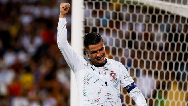 Cristiano Ronaldo celebrando uno de sus goles contra Armenia (Redes Sociales)