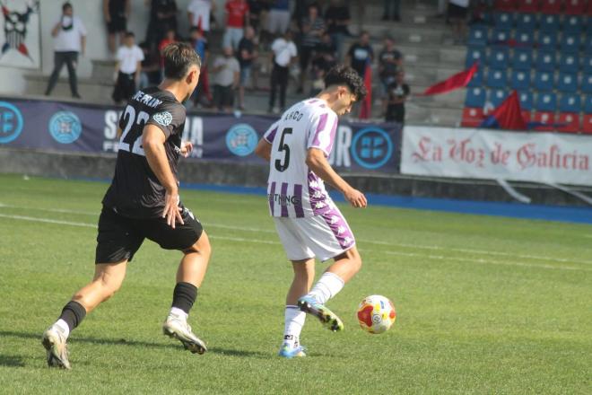 Arco, ante el Ourense.