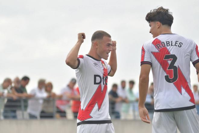 Becerra celebrando su gol con el Rayo Vallecano B (Redes Sociales)
