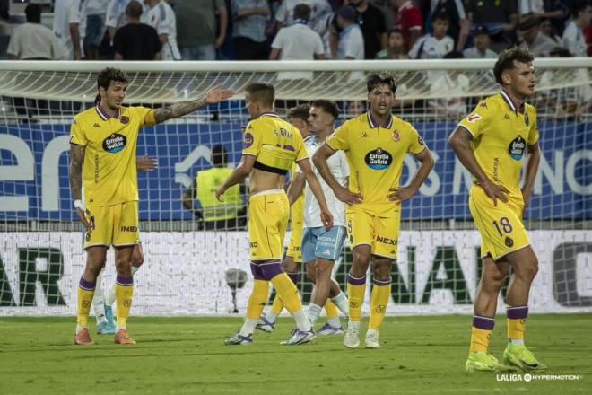 Jugadores del Real Valladolid en Zaragoza.