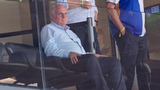 Uli Hoeness ha vuelto a criticar la gestión económica del Barcelona (foto: Cordon Press).