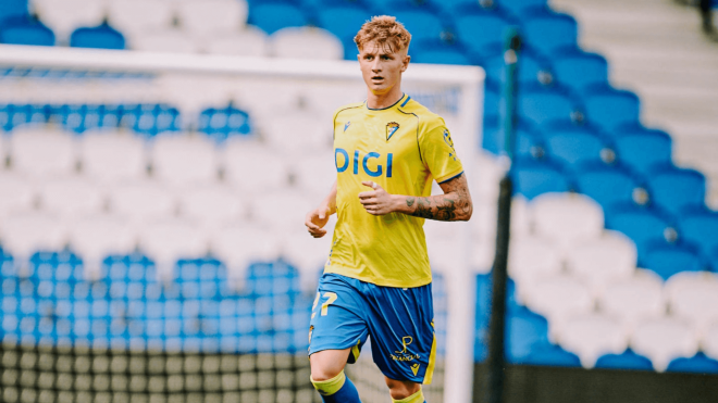 Pelayo Fernández, en su debut con el Cádiz (Foto: CCF).