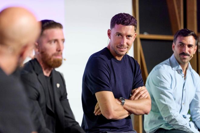 Oscar de Marcos presenta el libro sobre la Gabarra (Foto: Athletic Club).