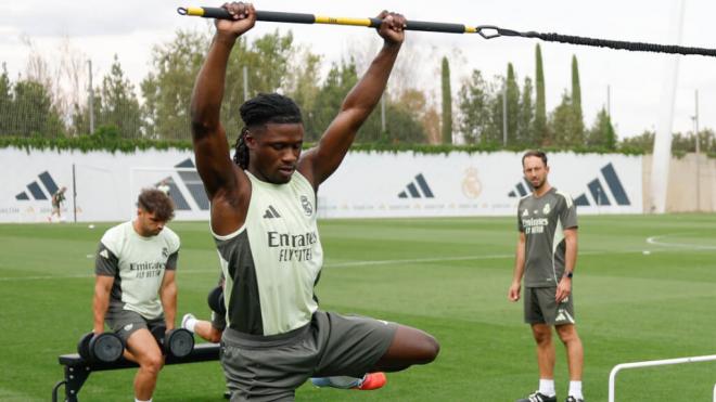 Camavinga entrenando con el Real Madrid (Redes Sociales)