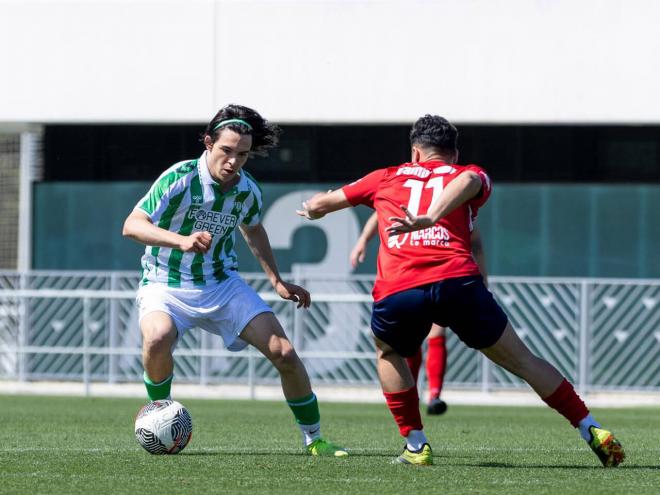 Iker Amores, con el Betis C la pasada campaña (Foto: RBB)