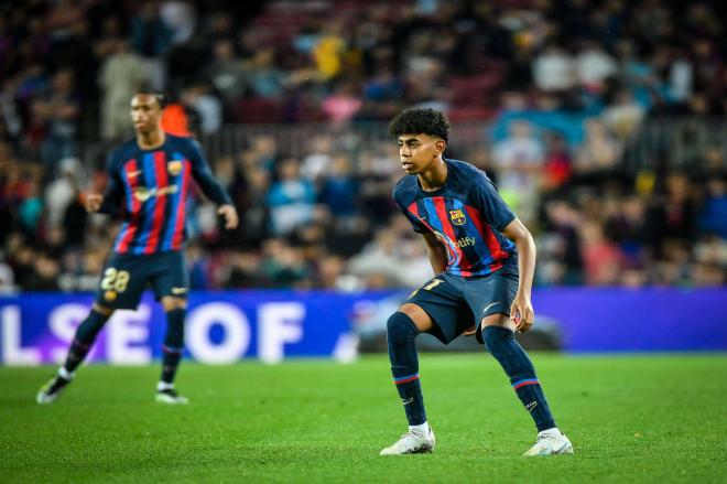 Lamine Yamal el día de su debut con el Barça (Foto: Cordon Press)