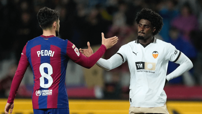 Thierry Rendall ante el FC Barcelona (Foto: EFE)