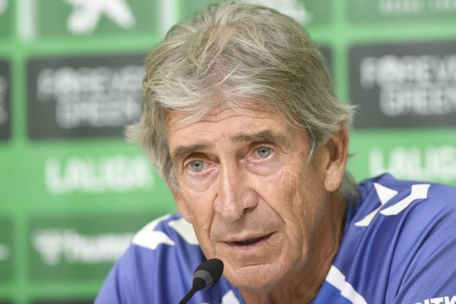 Manuel Pellegrini, en sala de prensa (Foto: Kiko Hurtado)