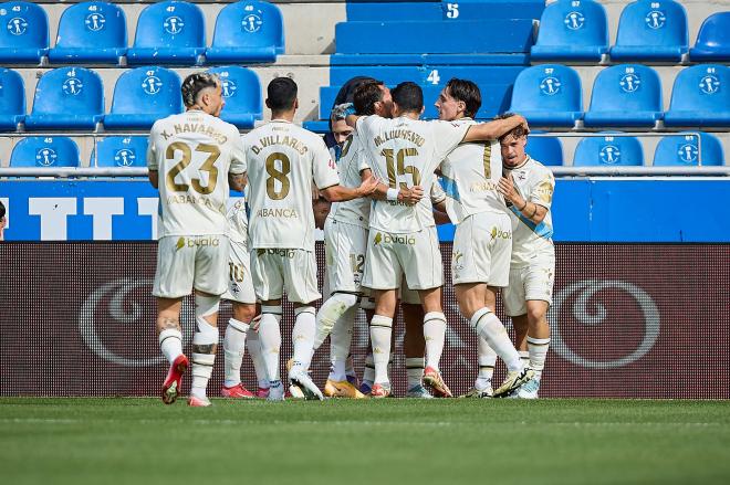 Luismi Cruz celebra su gol en Mendizorroza. (Foto: LALIGA)