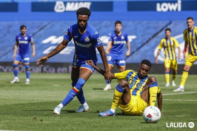 Lance del Getafe-Real Oviedo (Foto: LALIGA).