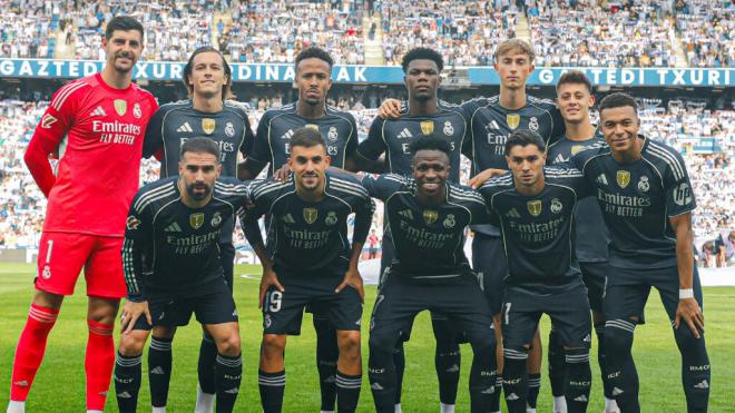 El equipo del Real Madrid ante la Real Sociedad (Fuente: Real Madrid)