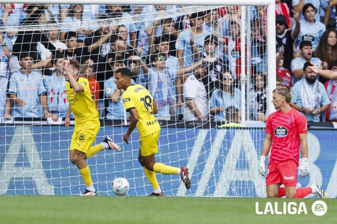 Vladyslav Vanat celebra su gol en Balaídos. (Foto: LALIGA)