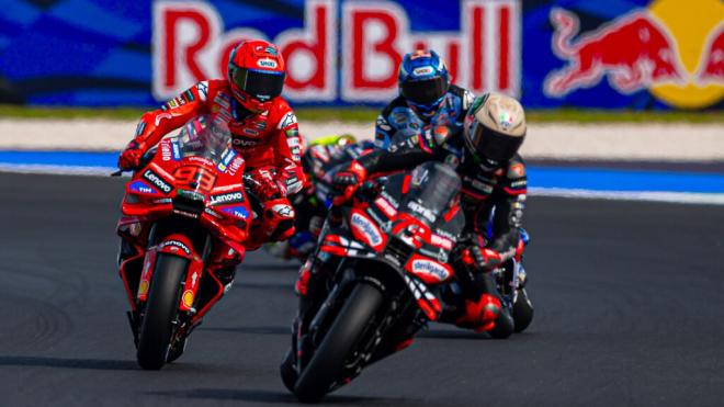 Marc Márquez y Marco Bezzecchi, en Misano (Foto: Michelin).