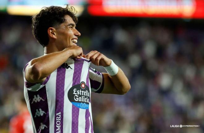 Maroto celebra su gol ante el Almería.