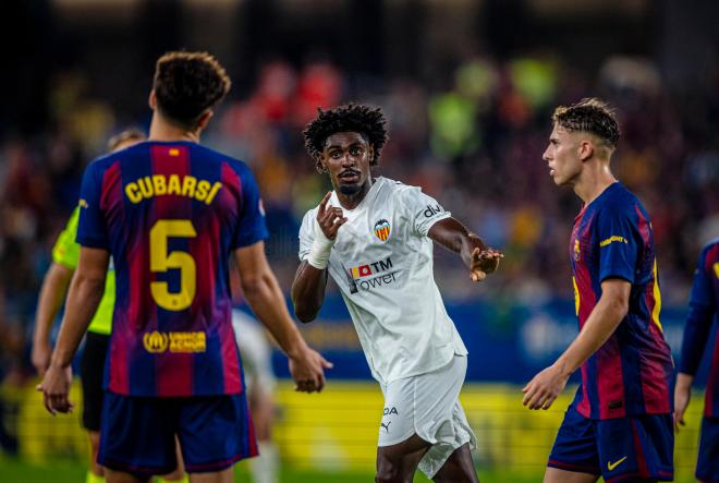 Thierry Rendall vuelve a jugar (Foto: Valencia CF)