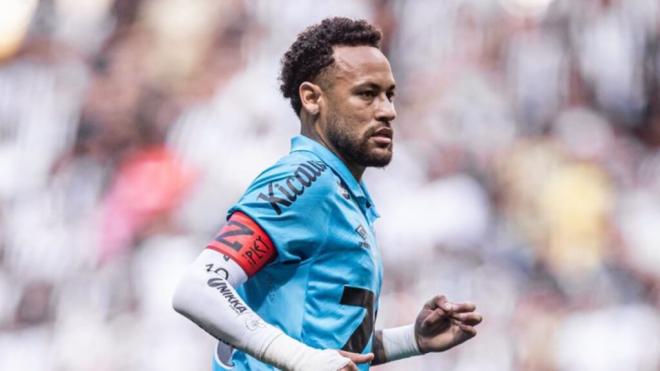 Neymar en un partido con el Santos (Redes Sociales)