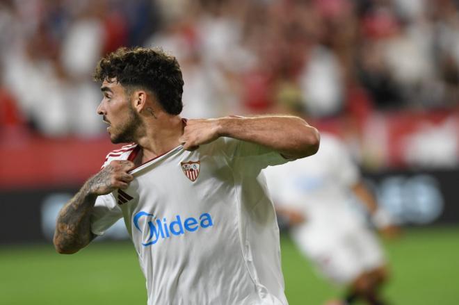 Isaac Romero, tras un gol anulado (Foto: Kiko Hurtado).