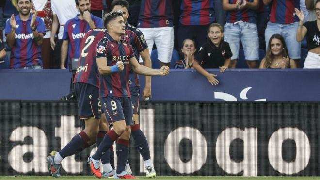 Iván Romero, celebrando su gol ante el Betis (Foto: Europa Press).