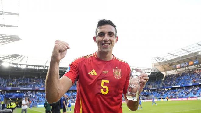 César Tárrega con la selección (Foto: RFEF)