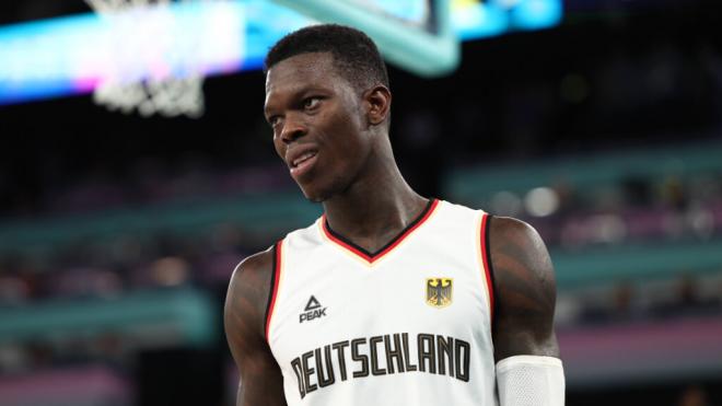 Denis Schröder jugando con la selección alemana en el EuroBasket (Cordon Press)