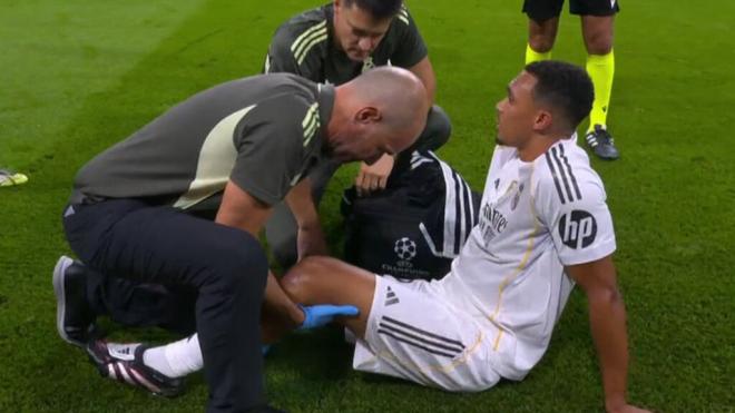 Trent Alexander-Arnold lesionado ante el Marsella (Movistar +)