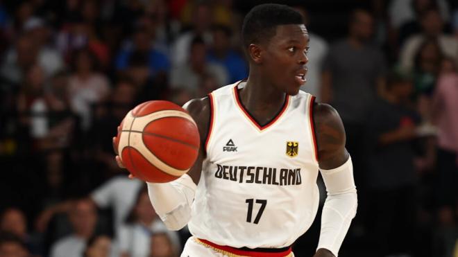 Denis Schröder en un partido con Alemania en el EuroBasket 2025 (Cordon Press)