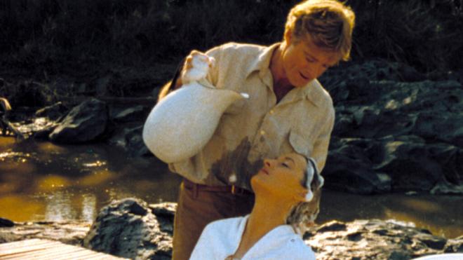Robert Redford y Meryl Streep en 'Memorias de África' (Cordon Press)