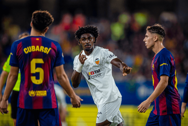 Thierry Rendall vuelve a jugar (Foto: Valencia CF)