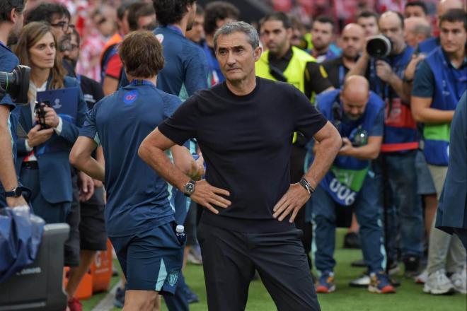 Ernesto Valverde ante el Arsenal en Champions en San Mamés (Foto: Giovanni Batista).
