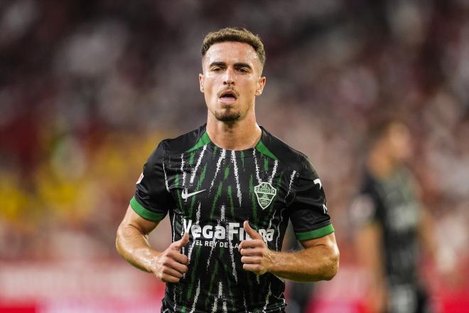 Adrià Pedrosa, durante el Sevilla-Elche (Foto: Europa Press).
