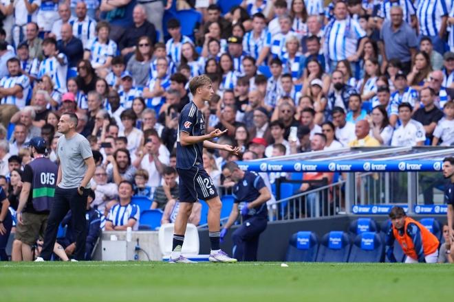 Dean Huijsen, tras su expulsión en Anoeta (Europa Press)