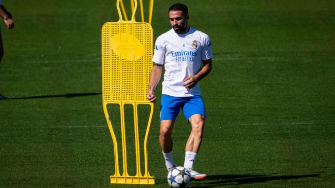 Dani Carvajal entrenando con el Real Madrid (Cordon Press)