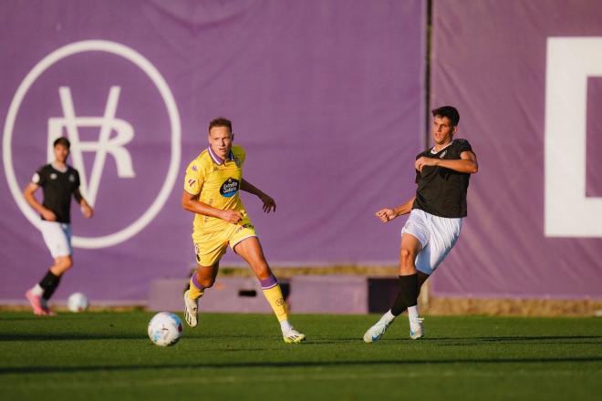 Lachuer, en el amistoso en los Anexos (Foto: Salamanca CF).