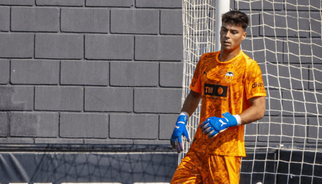Vicent Abril citado junto a Raúl Jiménez (Foto: Valencia CF)