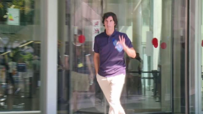 Javier Negreira, saliendo del juzgado (Foto: ElDesmarque)