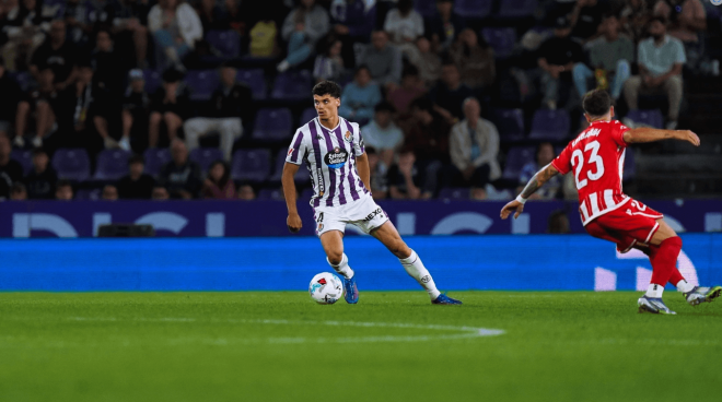 David Torres, ante el Almería.